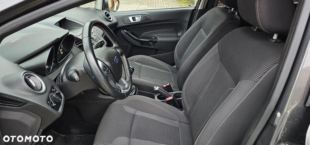 Ford Fiesta - 7