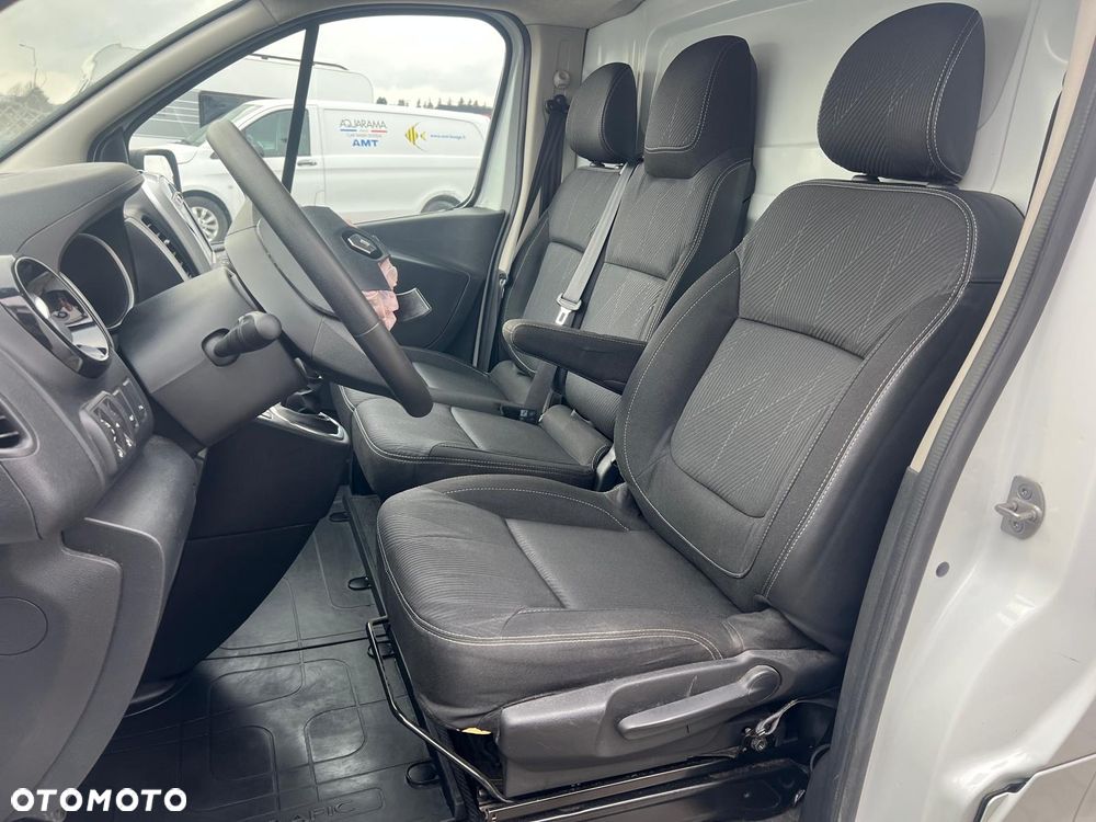 Renault Trafic - 17