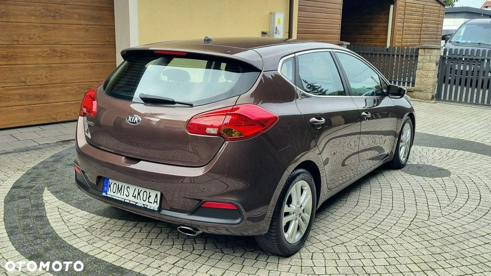 Kia Ceed - 6