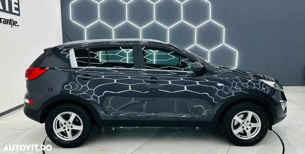 Kia Sportage 1.7 CRDI 2WD Spirit - 32