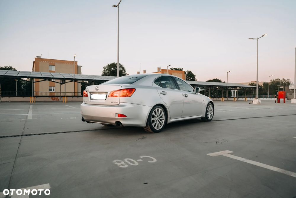 Lexus IS 250 Elegance - 15
