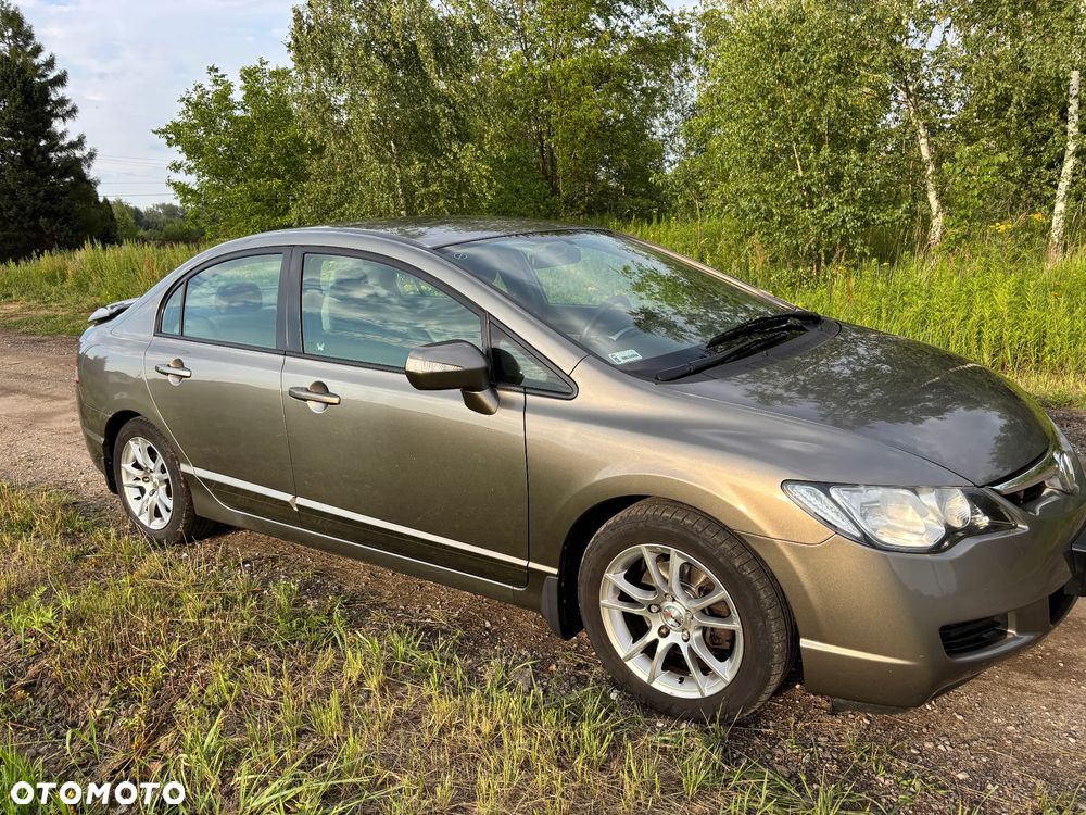 Honda Civic 1.8 Comfort - 8