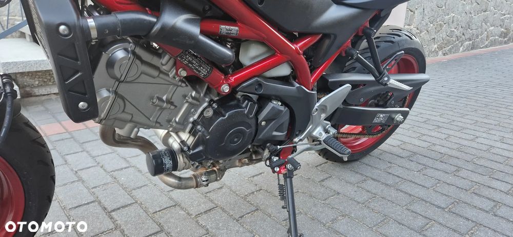 Suzuki SV - 13