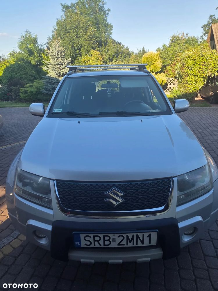 Suzuki Grand Vitara 2.0 - 1