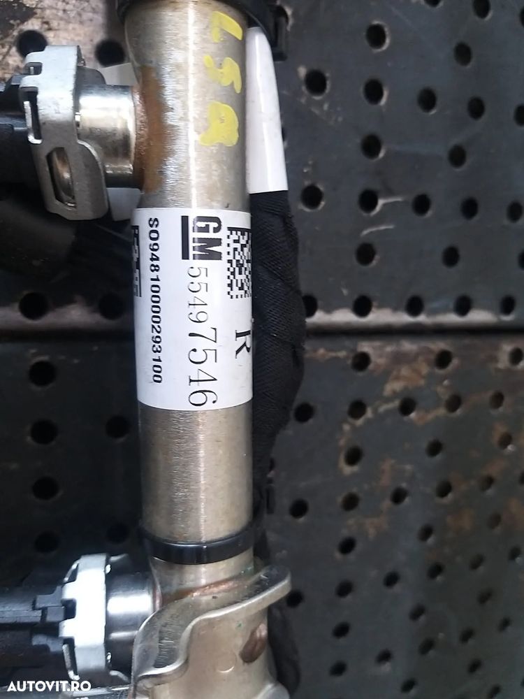 Rampa cu injectoare 1.0 b opel karl 55497546 12655674 - 3