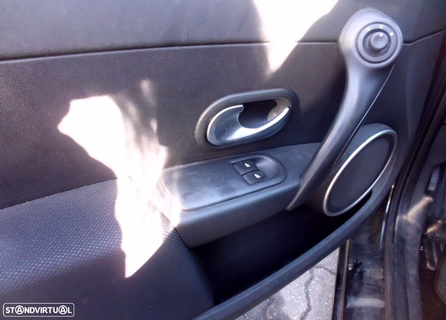 Peças Renault Clio III 2005 a 2010 - 22
