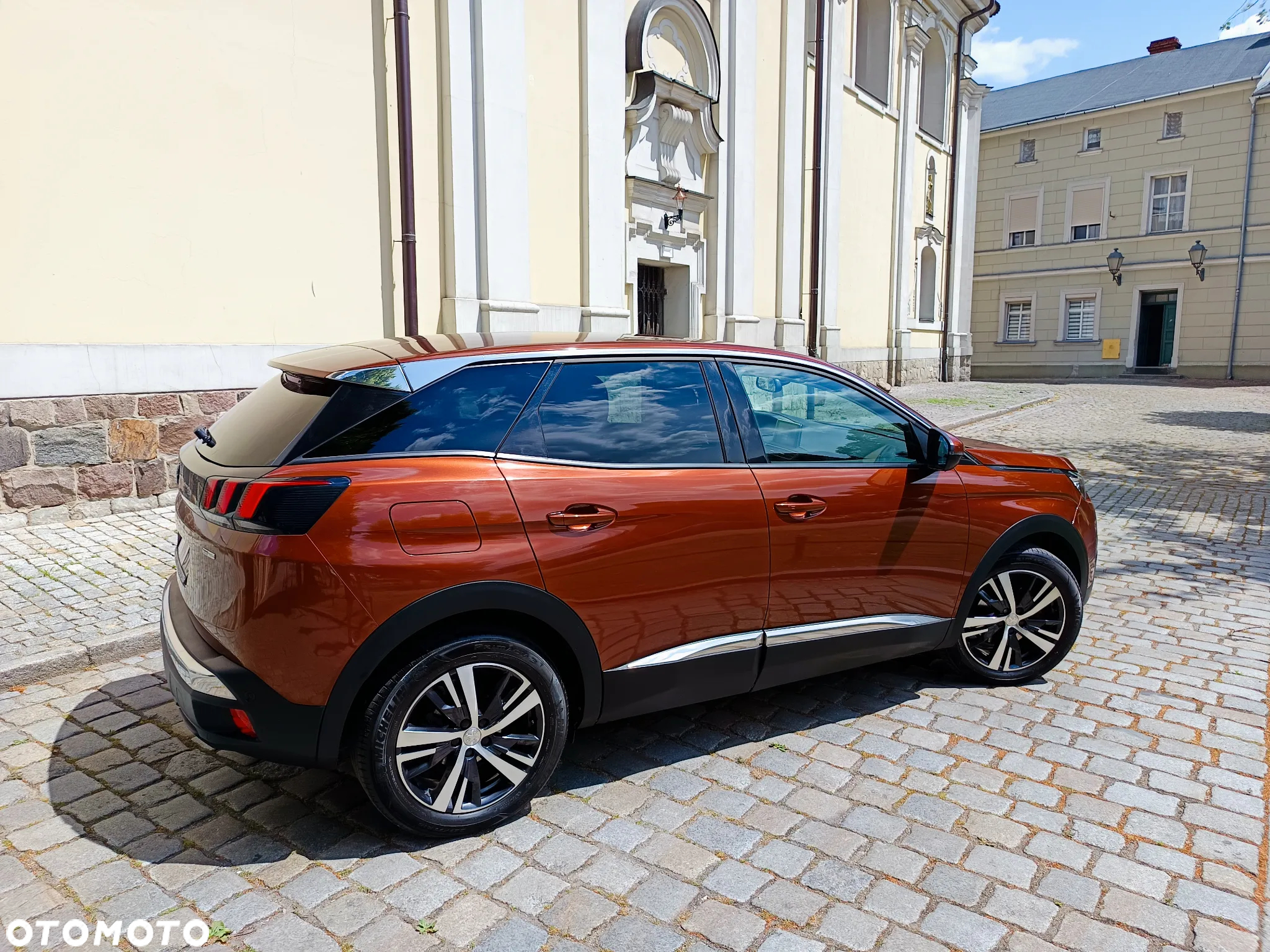 Peugeot 3008 1.2 PureTech Allure S&S - 28