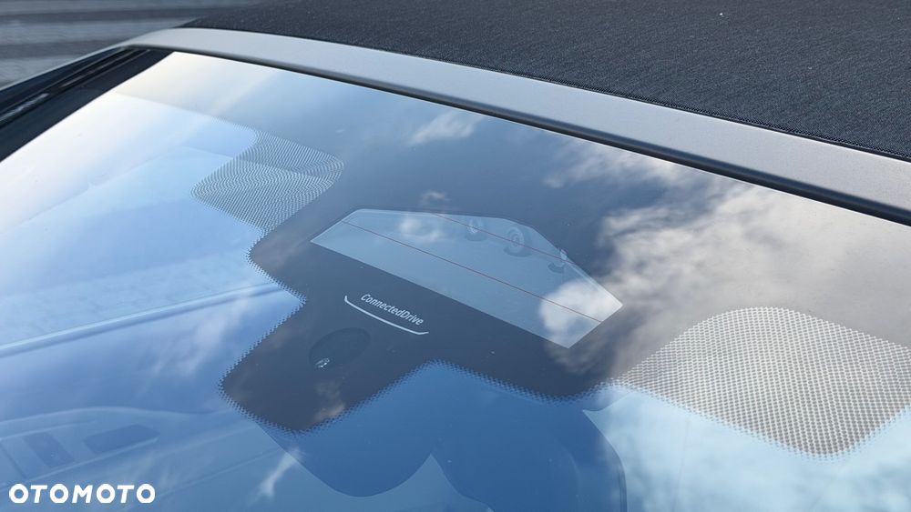 BMW Seria 8 - 28
