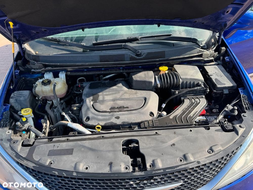 Chrysler Pacifica - 19