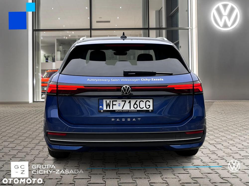 Volkswagen Passat - 4