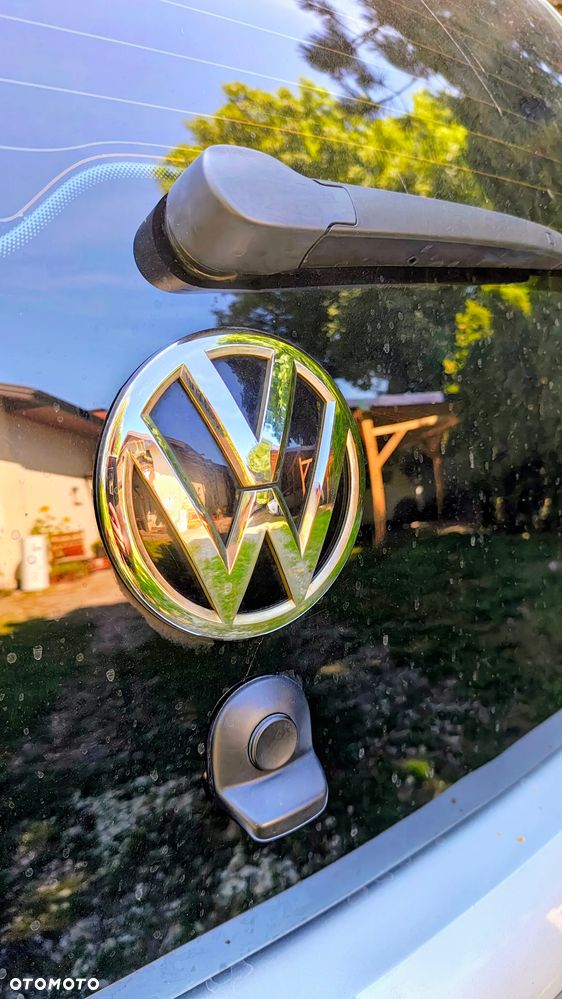 Volkswagen up! - 25