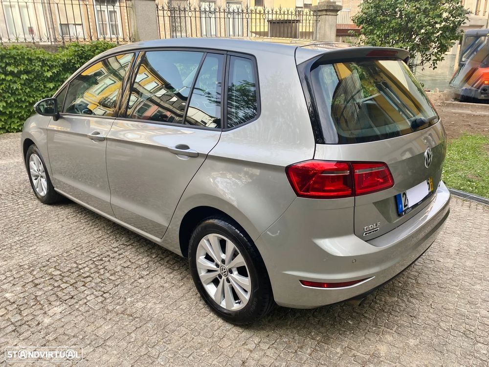 VW Golf 1.6 TDi BlueMotion Confortline - 4