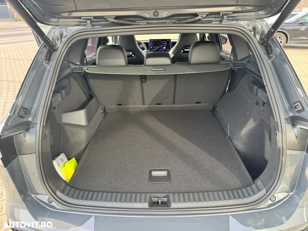 Volkswagen Tayron 2.0 TDI SCR 4MOTION DSG R-Line - 12