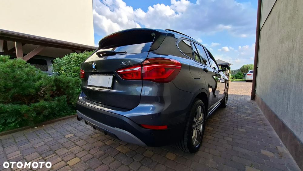 BMW X1 xDrive18d xLine - 7