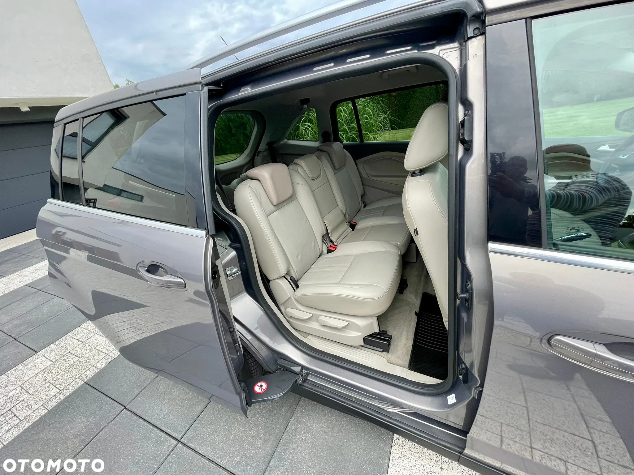 Ford Grand C-MAX 2.0 TDCi Titanium - 18