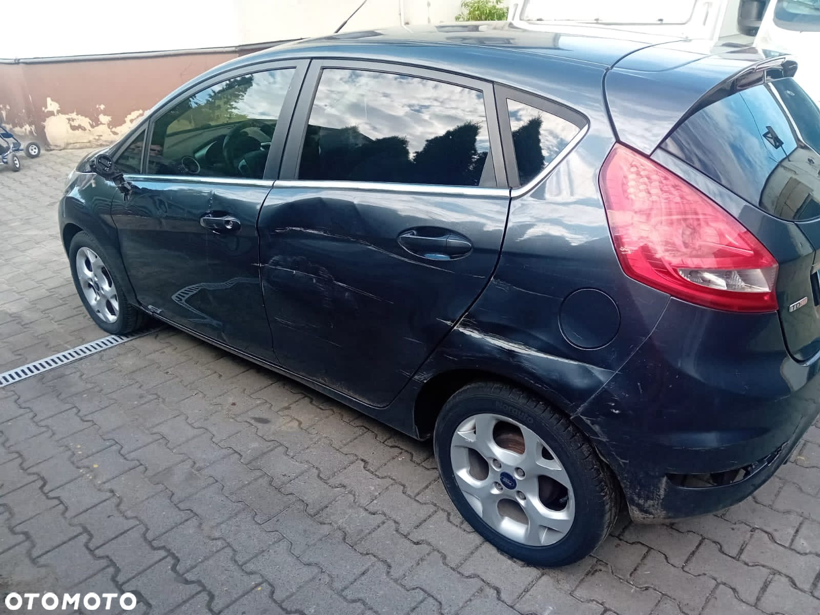 Ford Fiesta 1.6 TDCi Titanium - 11
