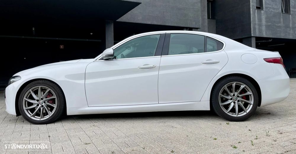 Alfa Romeo Giulia 2.2 D Super AT8 - 2
