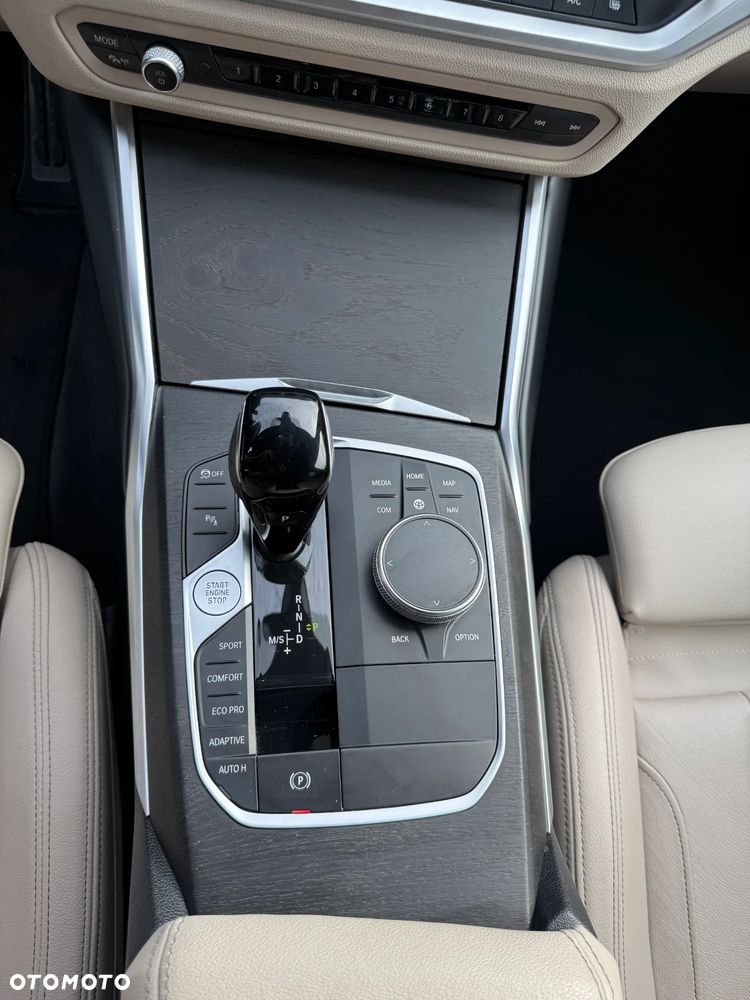 BMW Seria 3 320d M Sport Shadow sport - 32