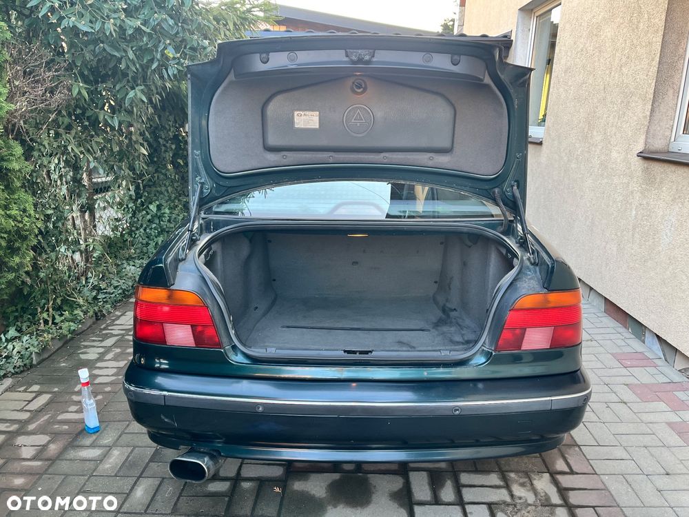 BMW Seria 5 - 22