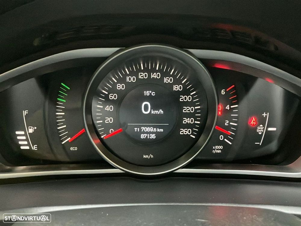 Volvo V40 2.0 D2 Kinetic - 13