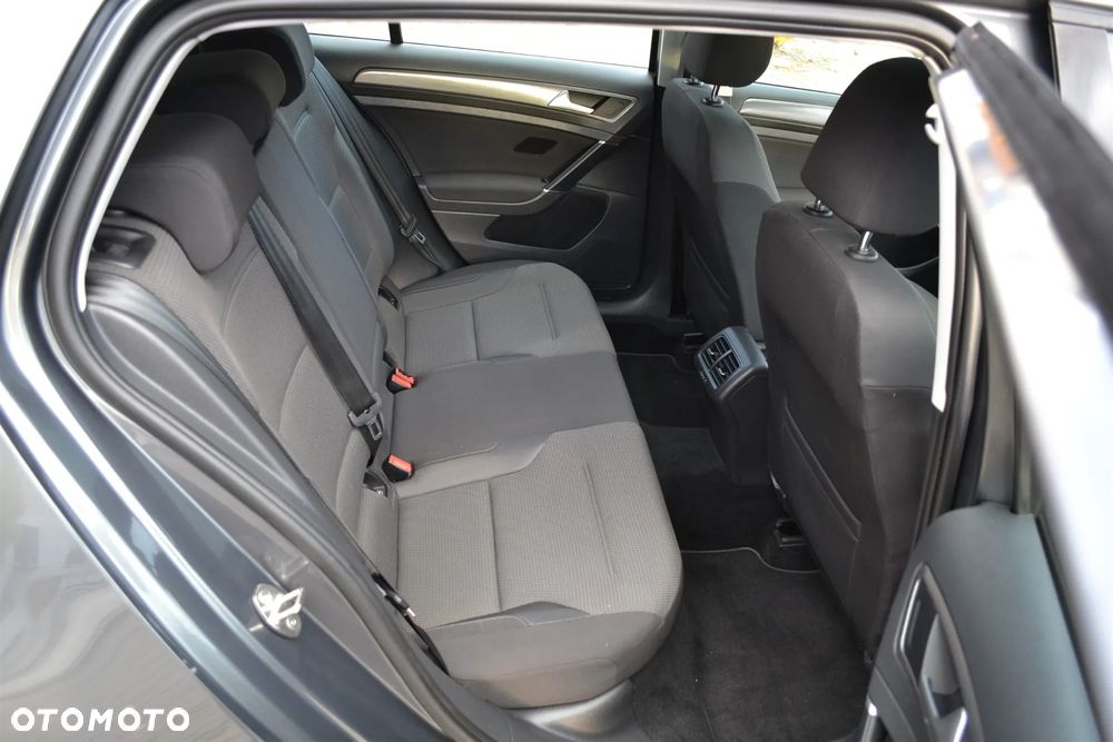 Volkswagen Golf VII 1.6 TDI BMT Comfortline - 14