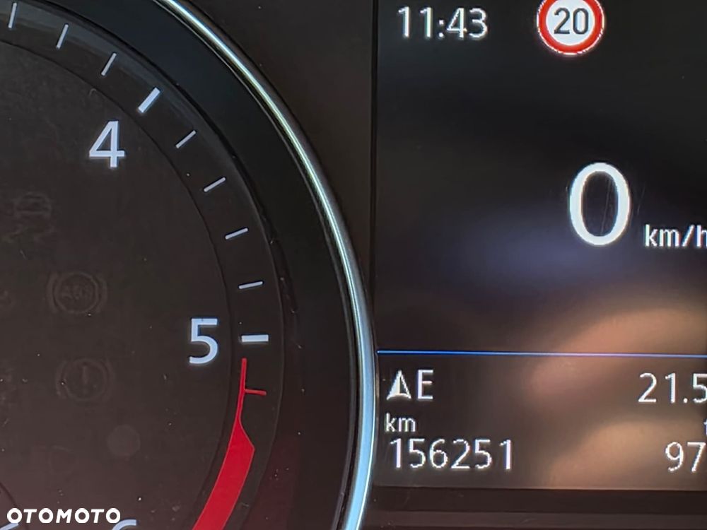 Volkswagen Passat 2.0 TDI SCR DSG Business - 19