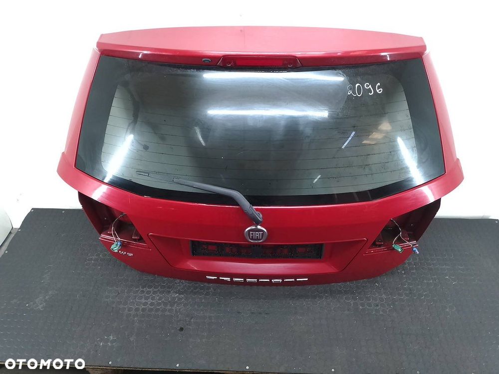 KLAPA BAGAŻNIKA FIAT FREEMONT PRM - 10