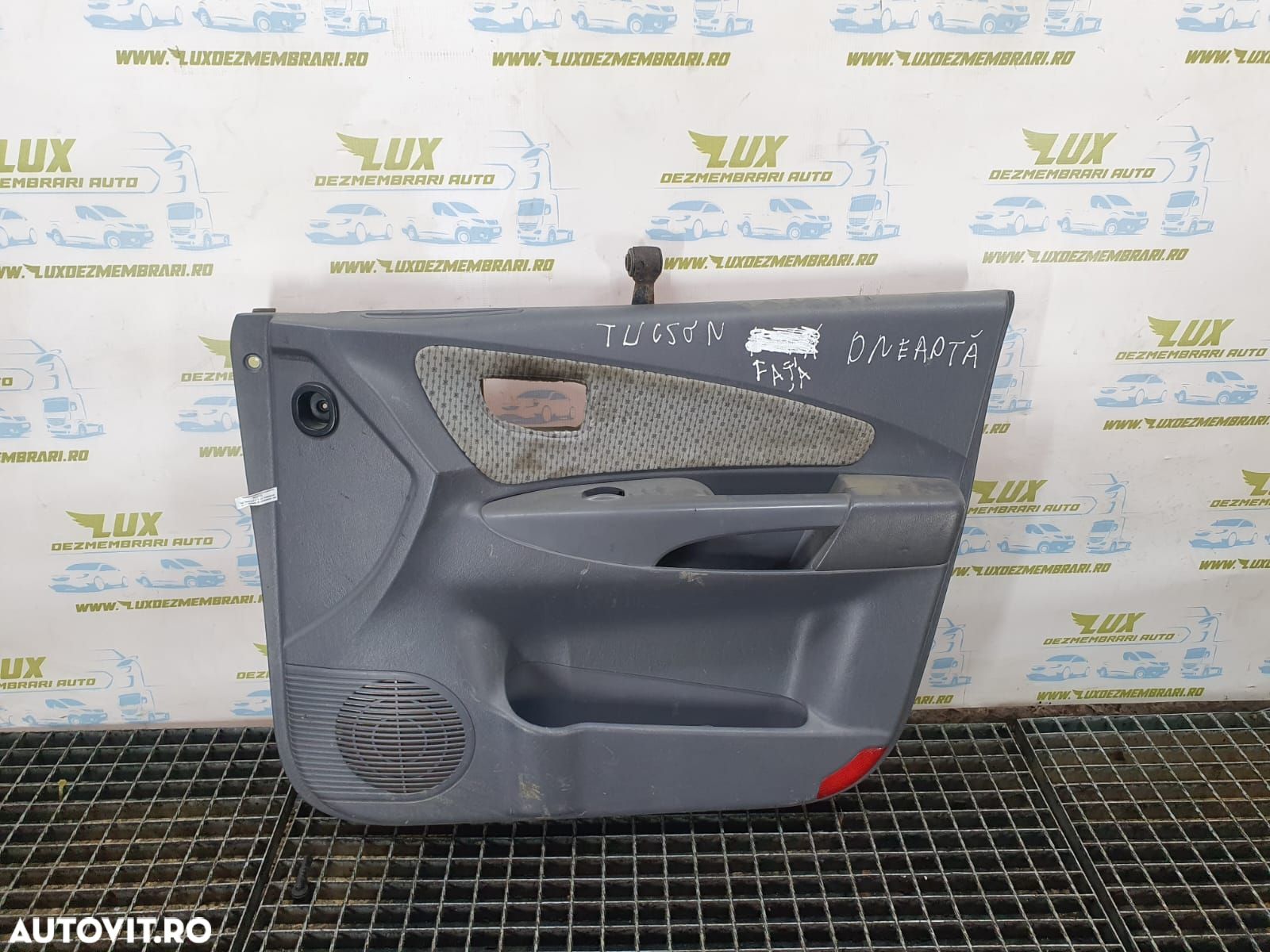 Fata de usa dreapta fata 82381-2e000 Hyundai Tucson 1  [din 2004 pana  2010] - 1