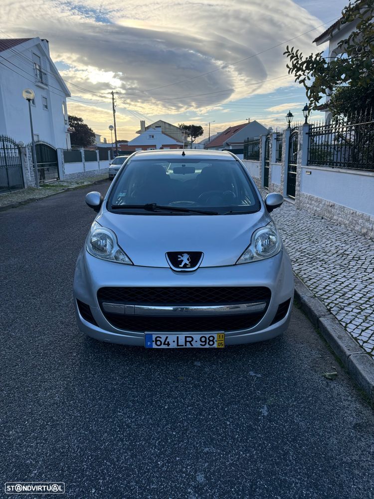 Peugeot 107 1.0 Black&Silver E5 - 2