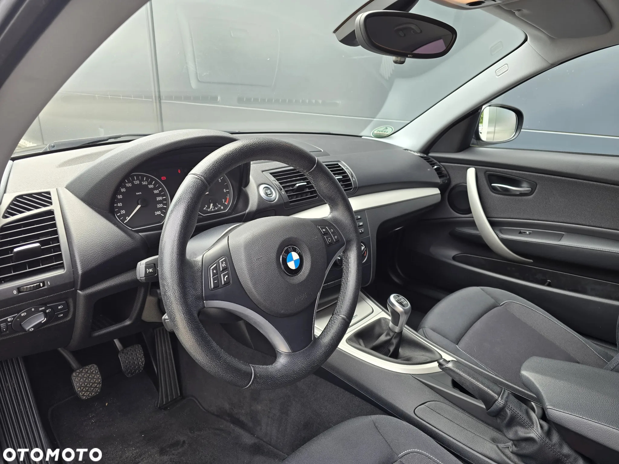 BMW Seria 1 116i - 14