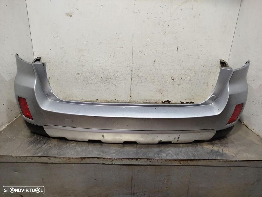 PARA-CHOQUES TRASEIRO SUBARU LEGACY - 1