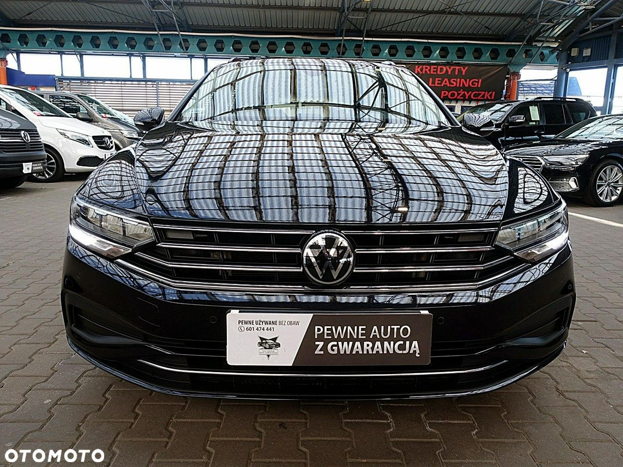 Volkswagen Passat - 4