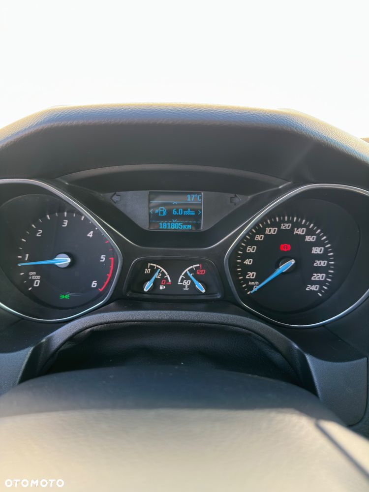 Ford Focus 1.6 TDCi DPF Start-Stopp-System Titanium - 9