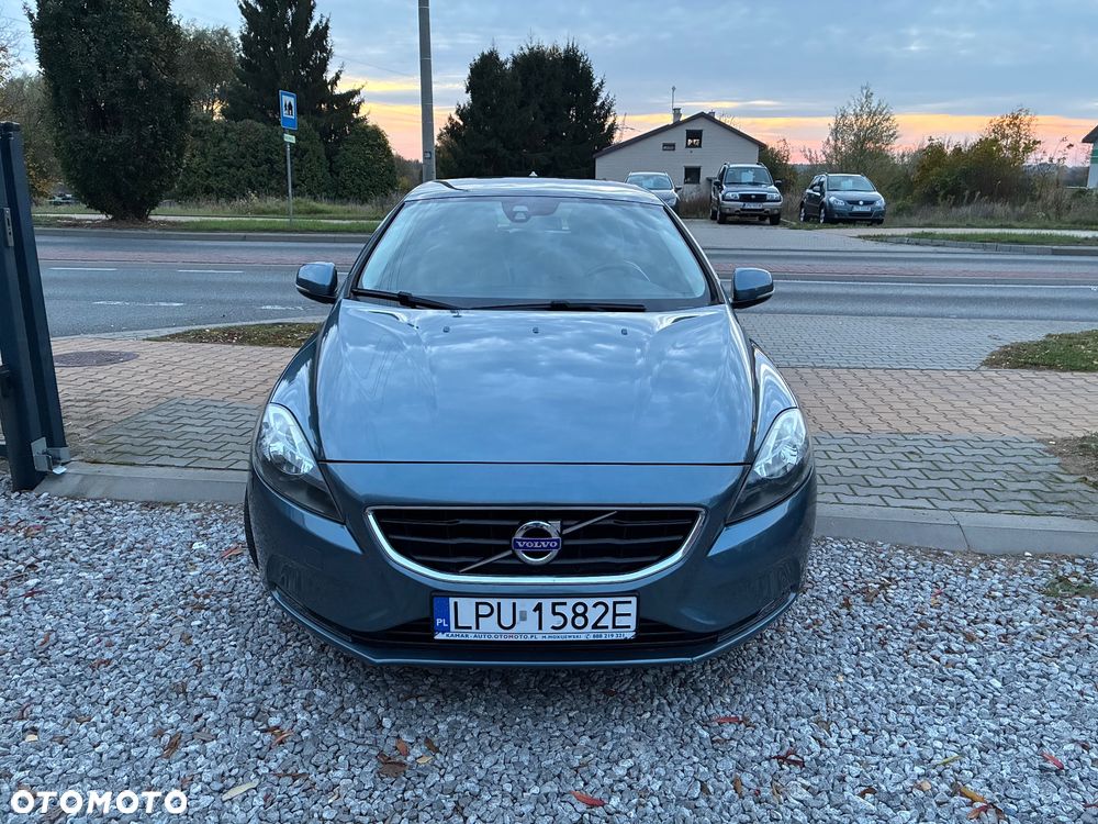 Volvo V40 D2 - 2