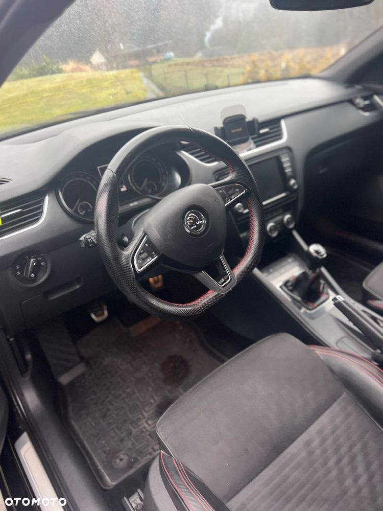 Skoda Octavia 2.0 TDI (Green tec) RS - 18