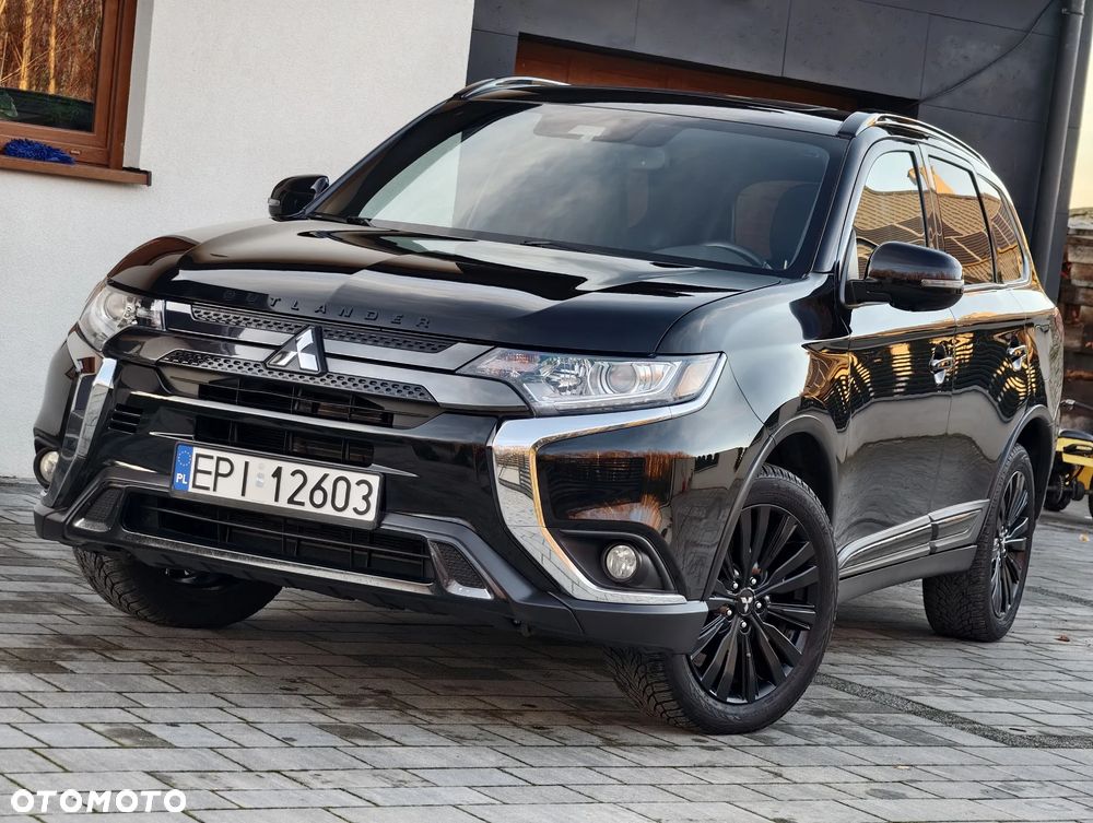 Mitsubishi Outlander 2.4 4WD CVT Intense - 23
