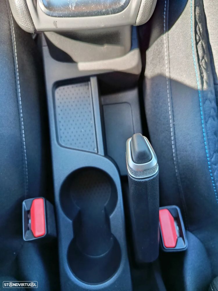 Mitsubishi ASX - 12