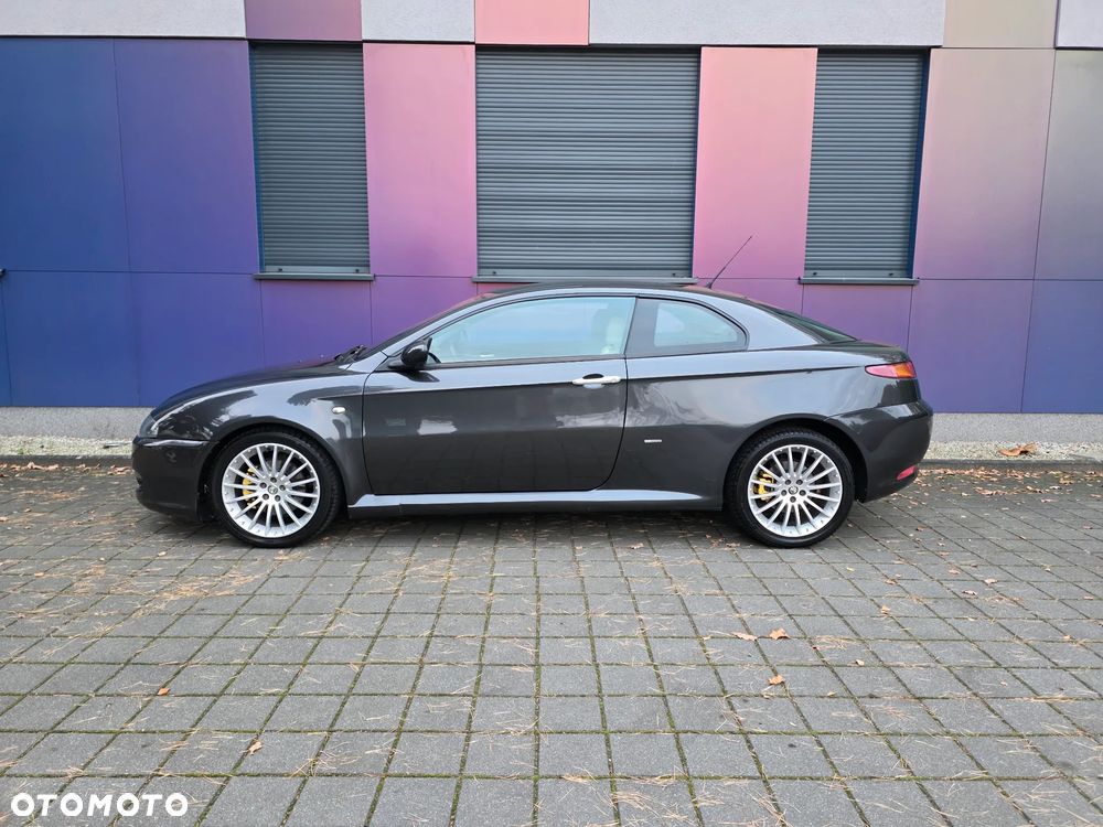 Alfa Romeo GT - 19
