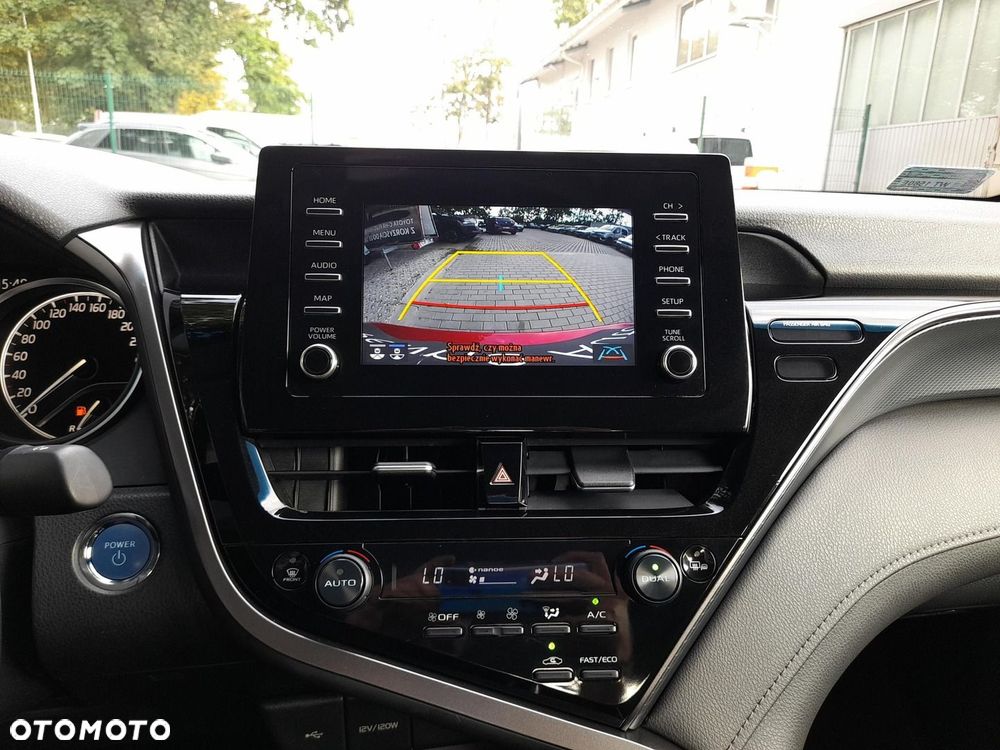 Toyota Camry 2.5 Hybrid Comfort CVT - 13