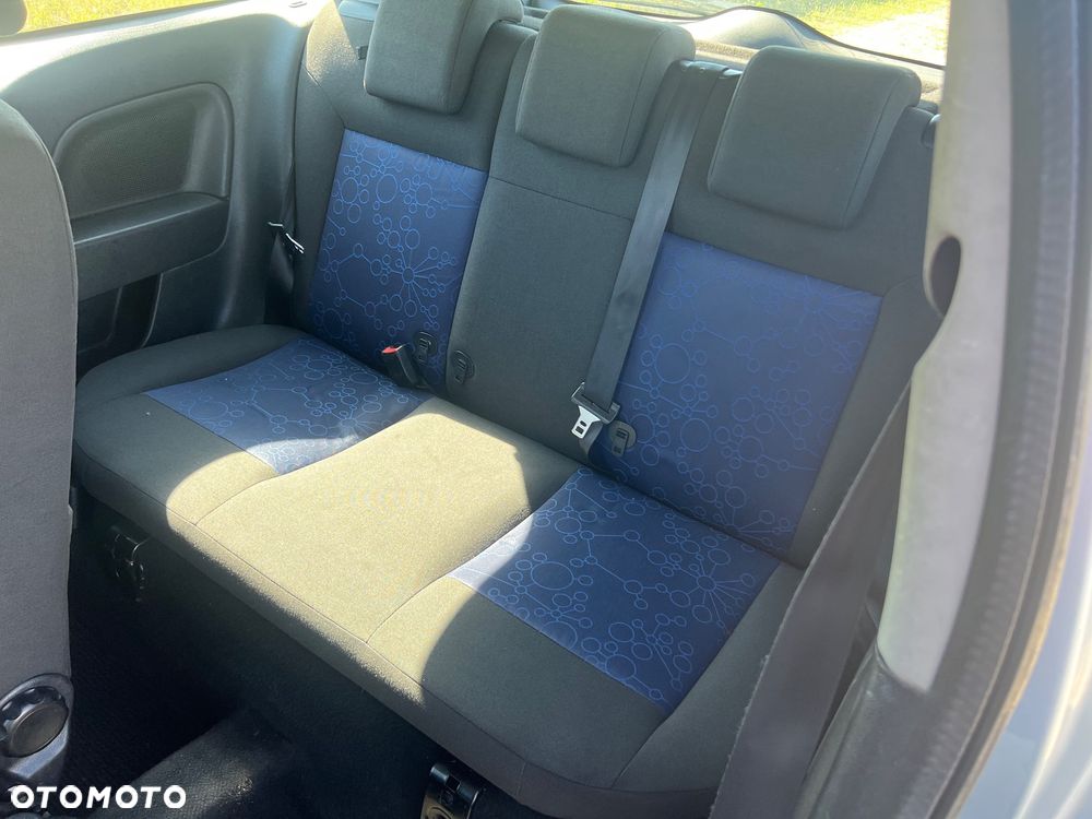 Ford Fiesta 1.4 TDCI Ambiente - 6