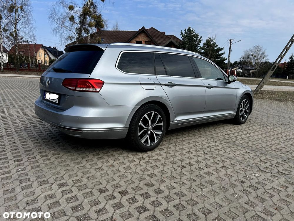 Volkswagen Passat - 16