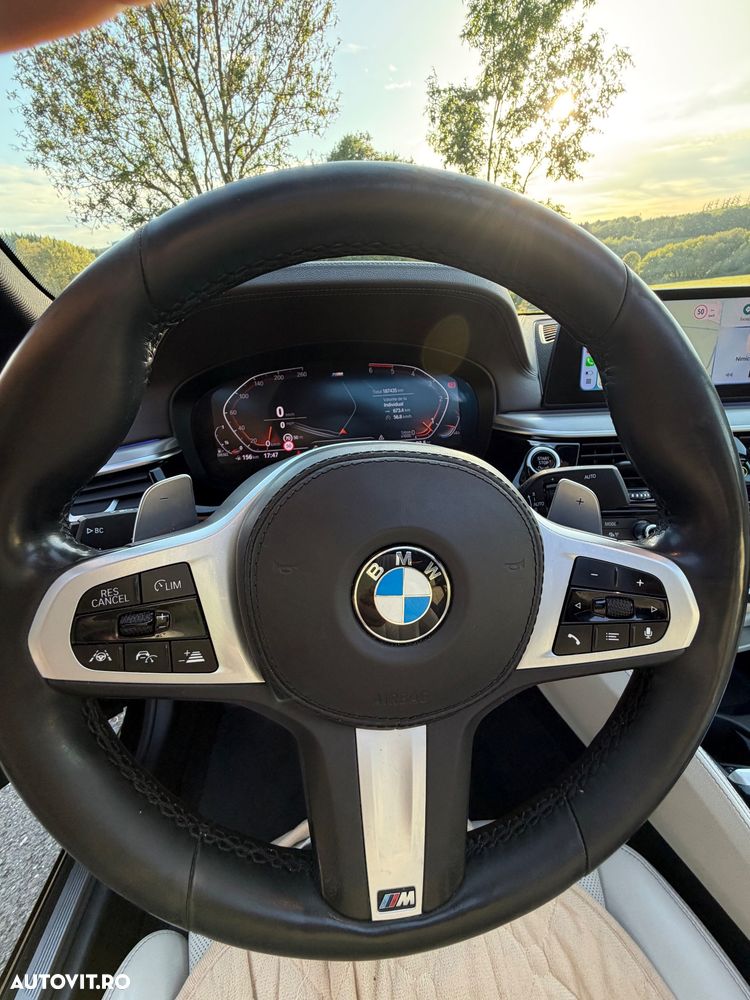 BMW Seria 5 530d xDrive AT - 10