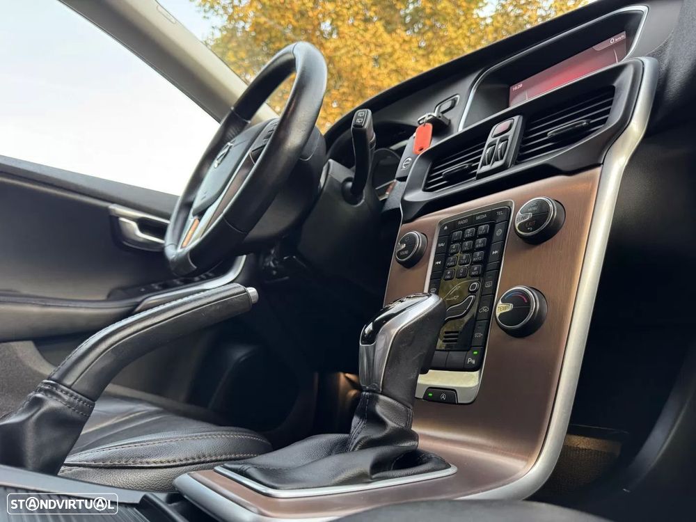 Volvo V40 Cross Country 1.5 T3 Geartronic - 37