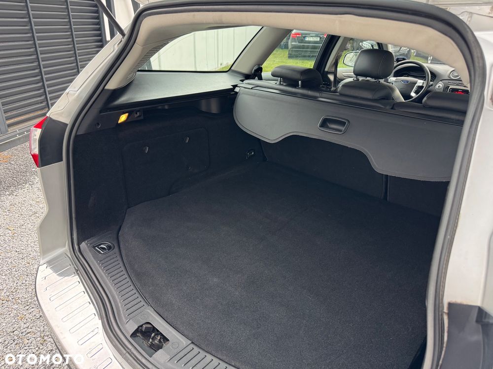 Ford Mondeo 2.0 TDCi Titanium - 25