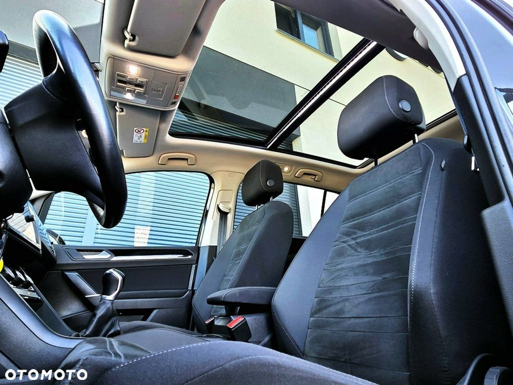 Volkswagen Touran - 19