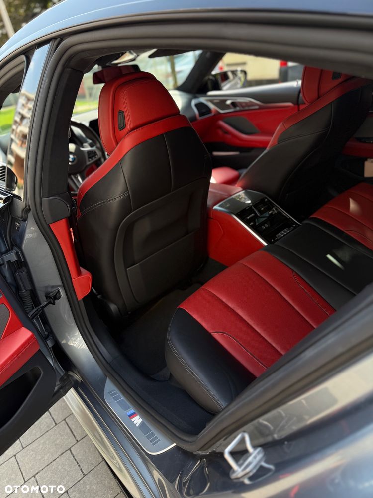 BMW Seria 8 M850i xDrive - 11