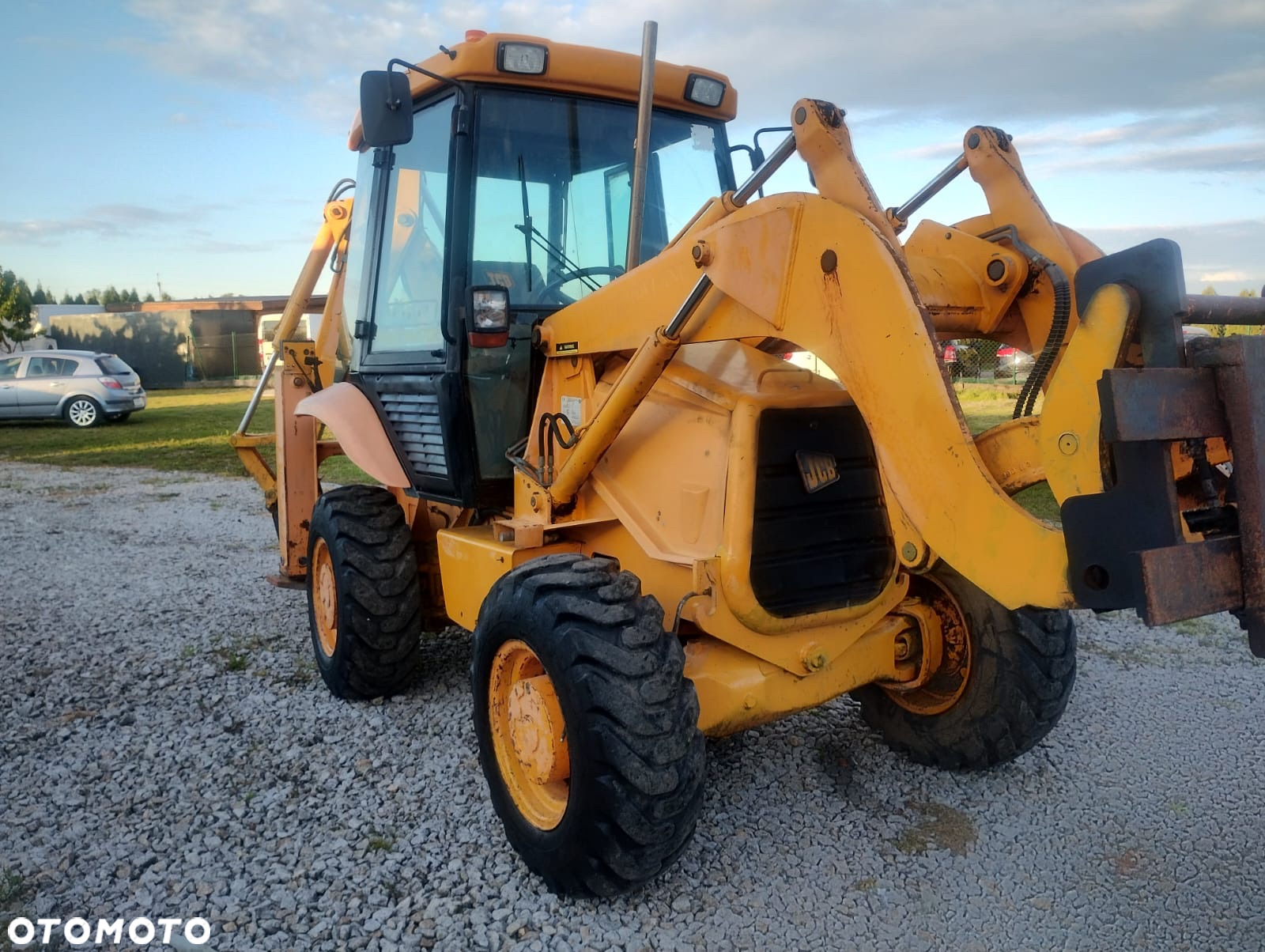 JCB 2CX - 8