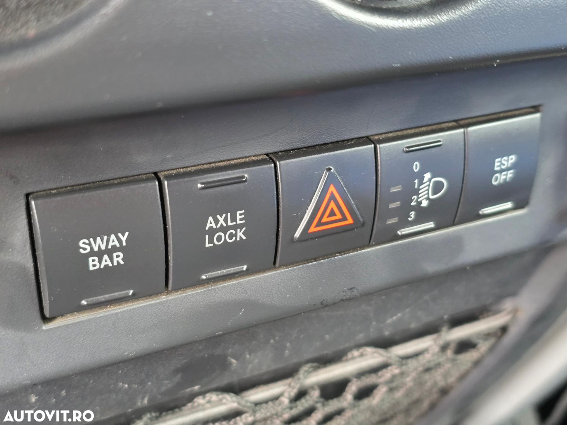 Jeep Wrangler - 9