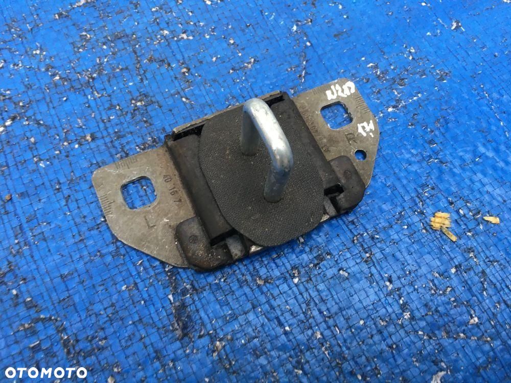 Mercedes W213 Rygiel Klapy Bagażnika Tył Zamek A1667401800 - 1