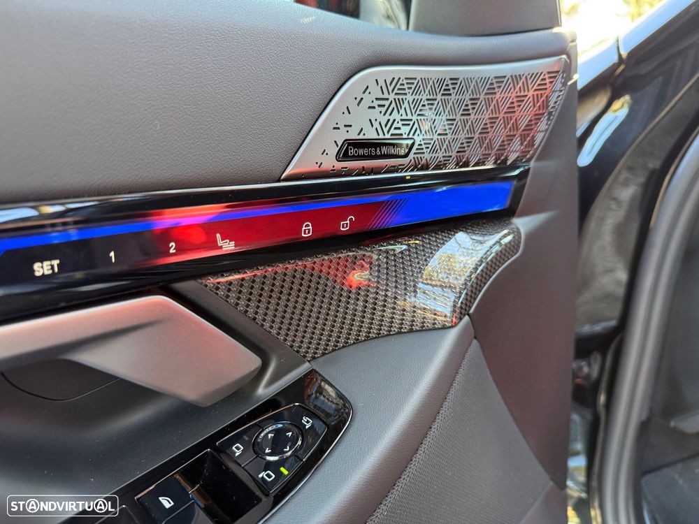 BMW M5 Standard - 12